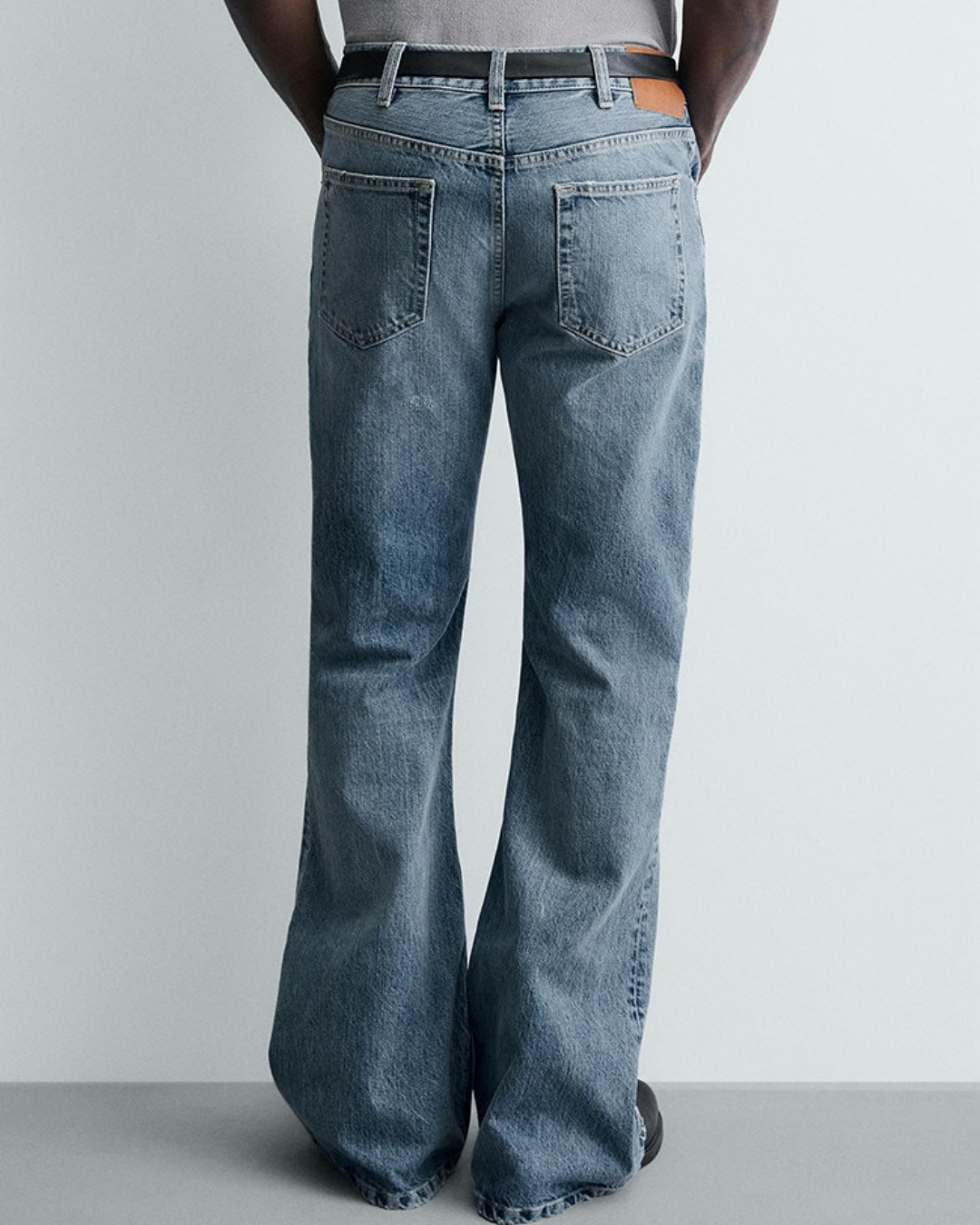 ZARA Flared Jeans