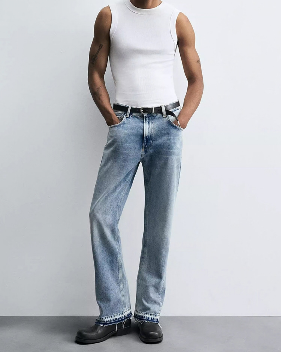 ZARA Straight Jeans